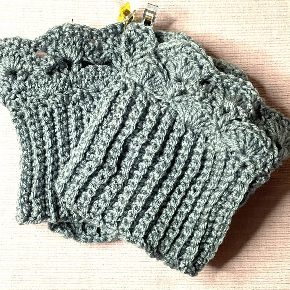 NWT LORETTA ANN CREATTIONS CROCHETED LIGHT BLUE BOOT CUFFS BEAUTIFULLY HANDMADE